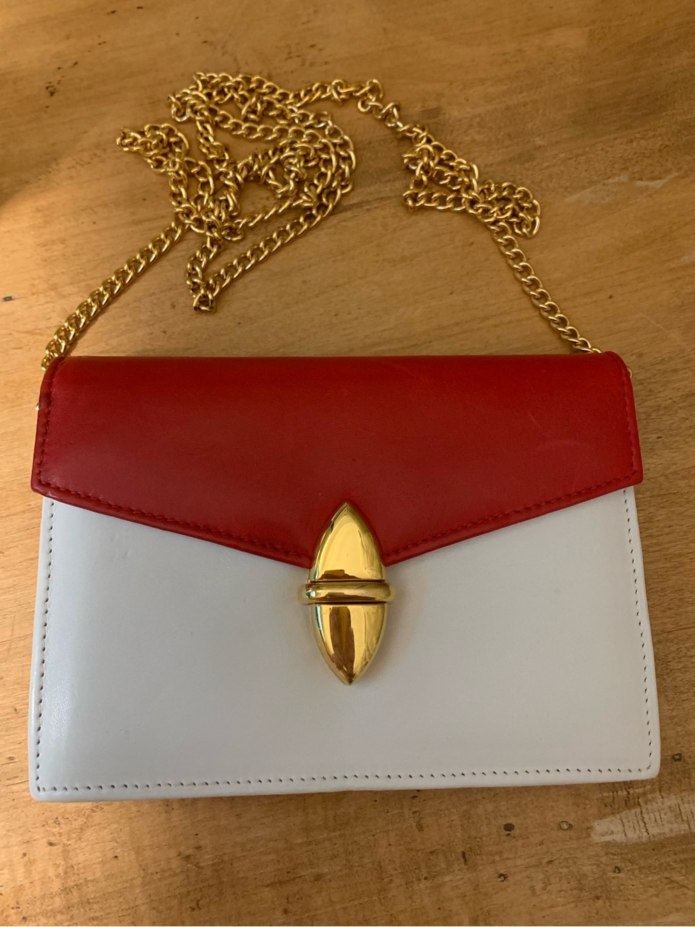 Susan Gail Red and White Crossbody Bag with Gold Chain